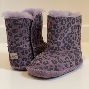 UGG AUSTRALIA Cassie Girls Size 2/3 Purple Leopard Print Toddler Boots 1001781